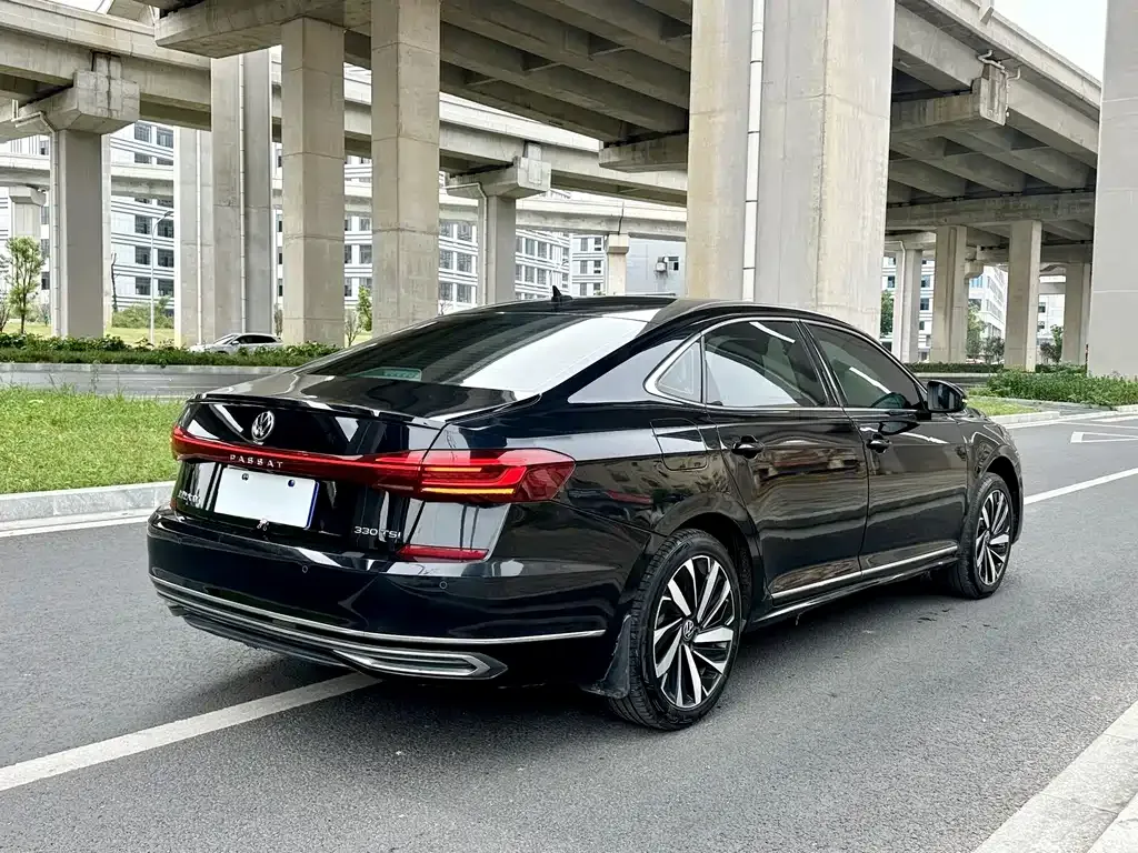 Volkswagen Passat 2022 из CN, фото 9