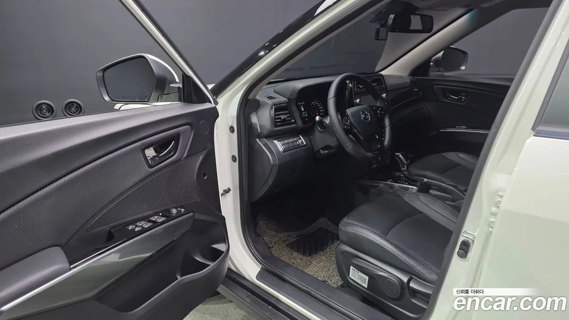 KG Mobility (Ssangyong) TIBOLI 2022 из KR, фото 10