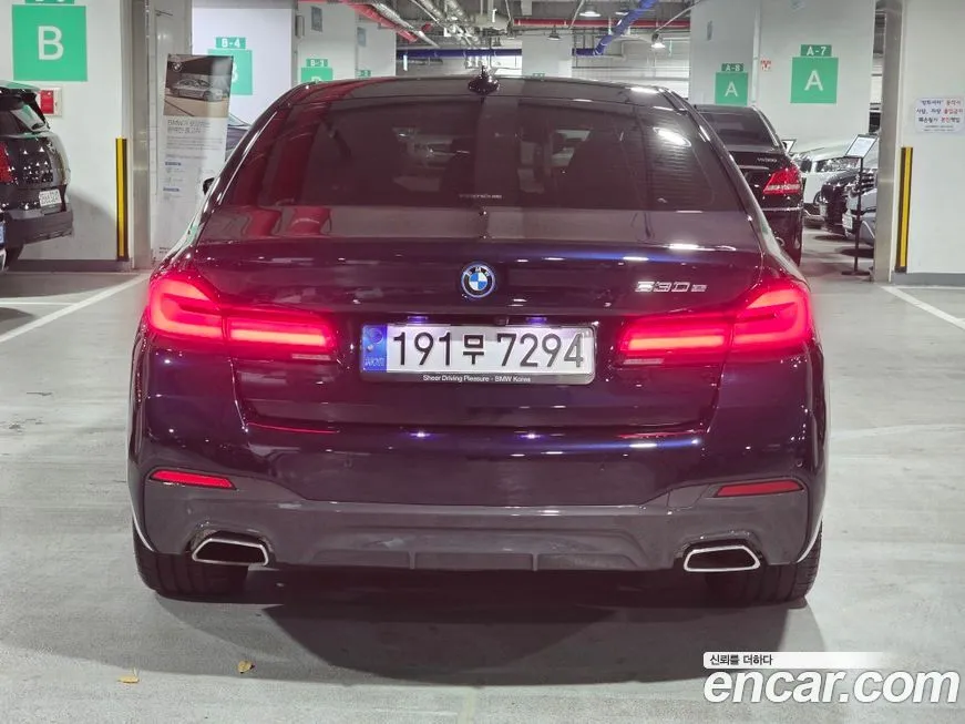 BMW 5-Series 2022 из KR, фото 3
