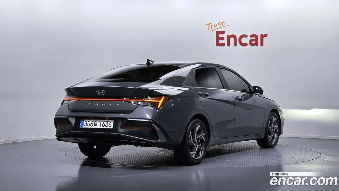 Hyundai AVANTE — фото 2
