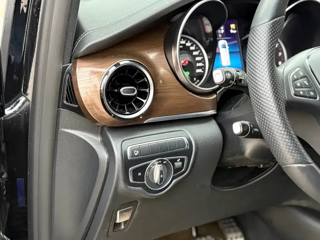 Mercedes-Benz V-Class 2022 из CN, фото 9