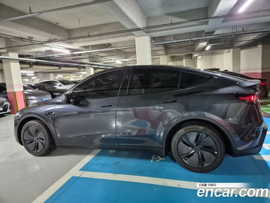 Tesla Model Y 2025 из KR, фото 6