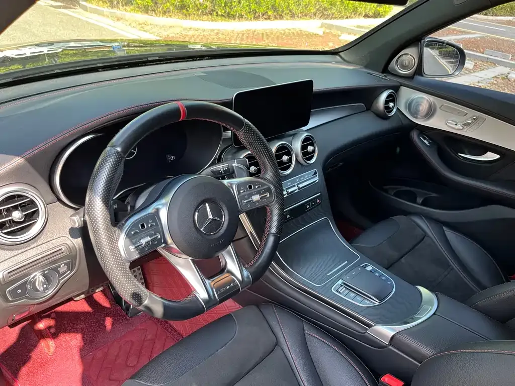 Mercedes-Benz GLC AMG — фото 4