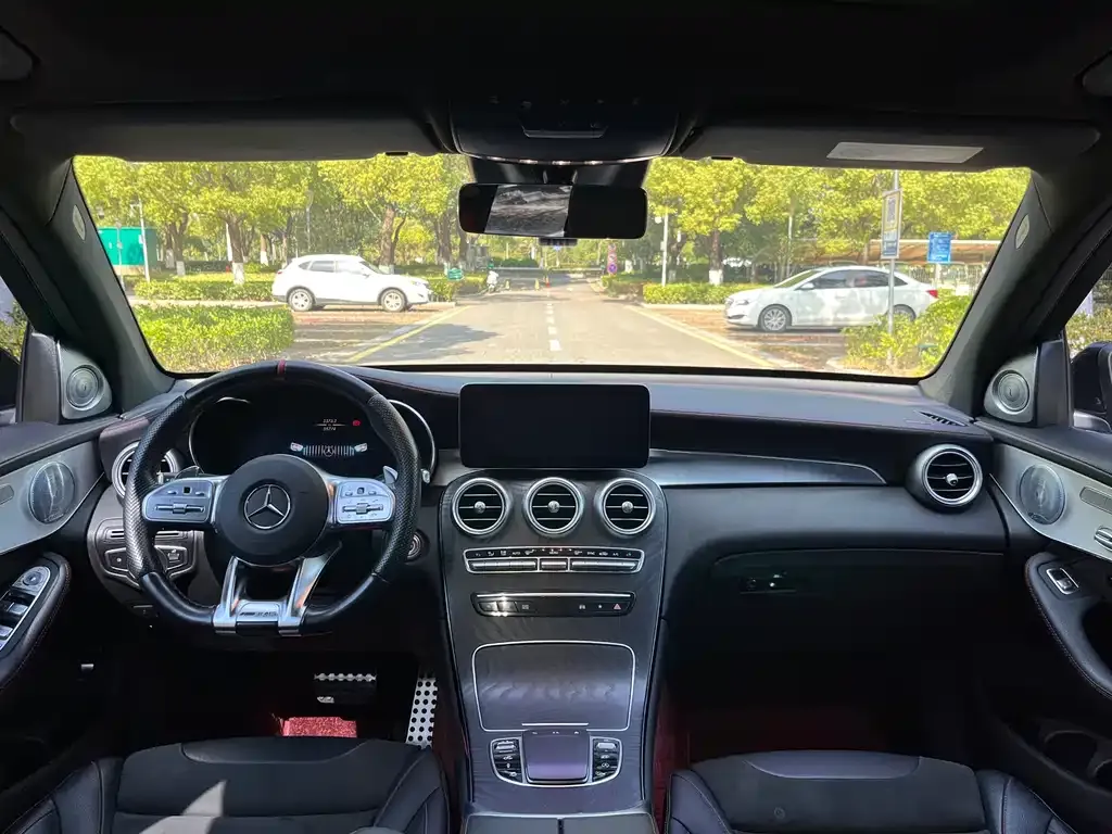 Mercedes-Benz GLC AMG — фото 7