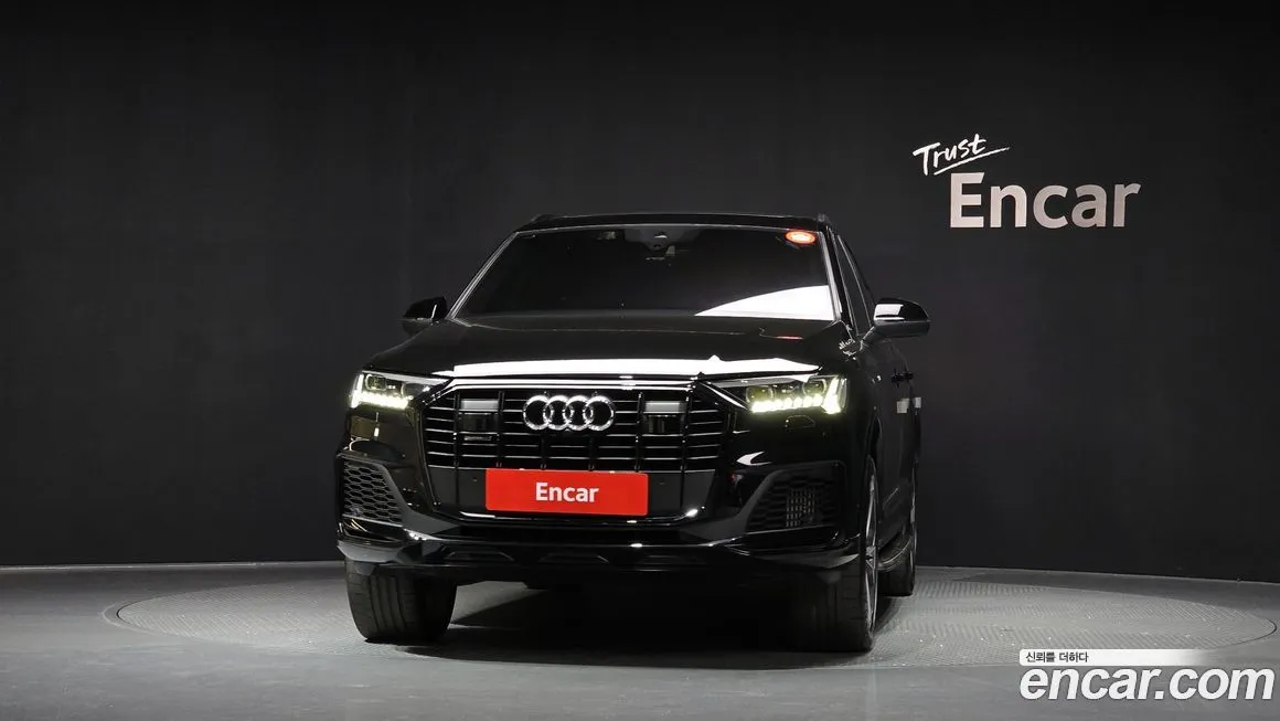 Audi Q7 2023 из KR, фото 3