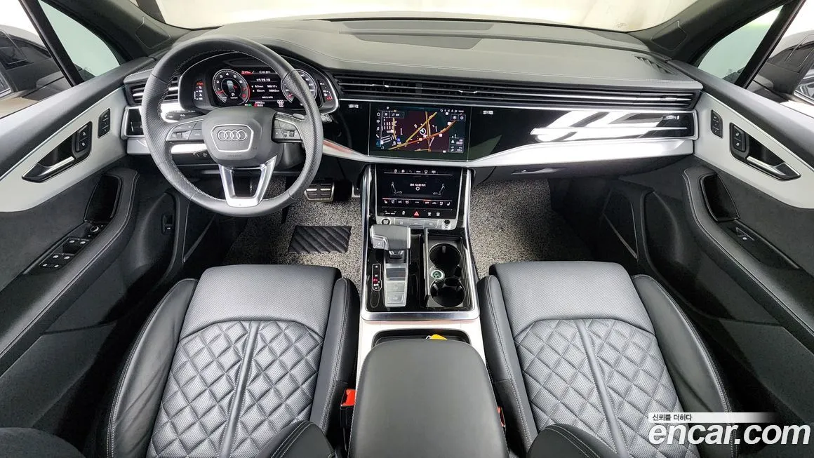 Audi Q7 2023 из KR, фото 7