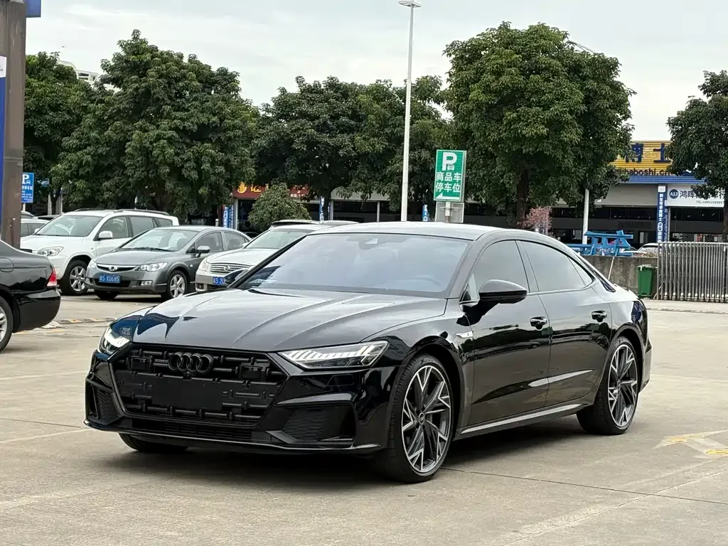 Audi A7L 2024 из CN, фото 2