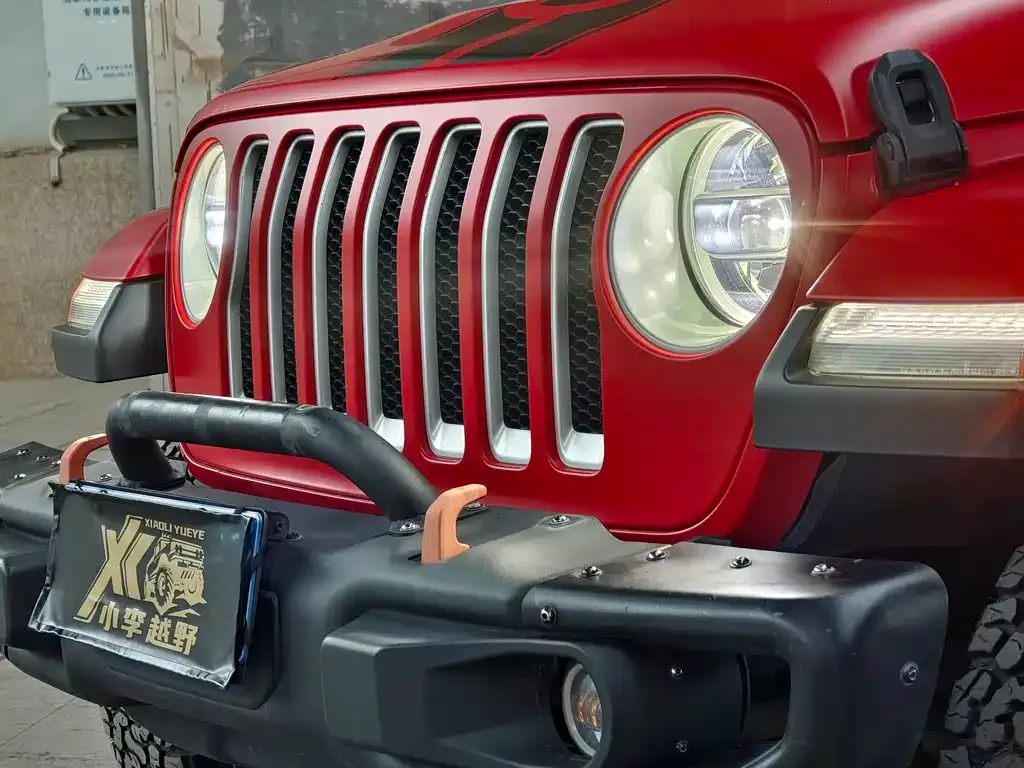 Jeep Wrangler 2023 из CN, фото 3