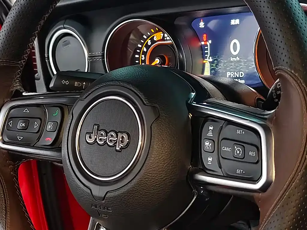 Jeep Wrangler 2023 из CN, фото 9