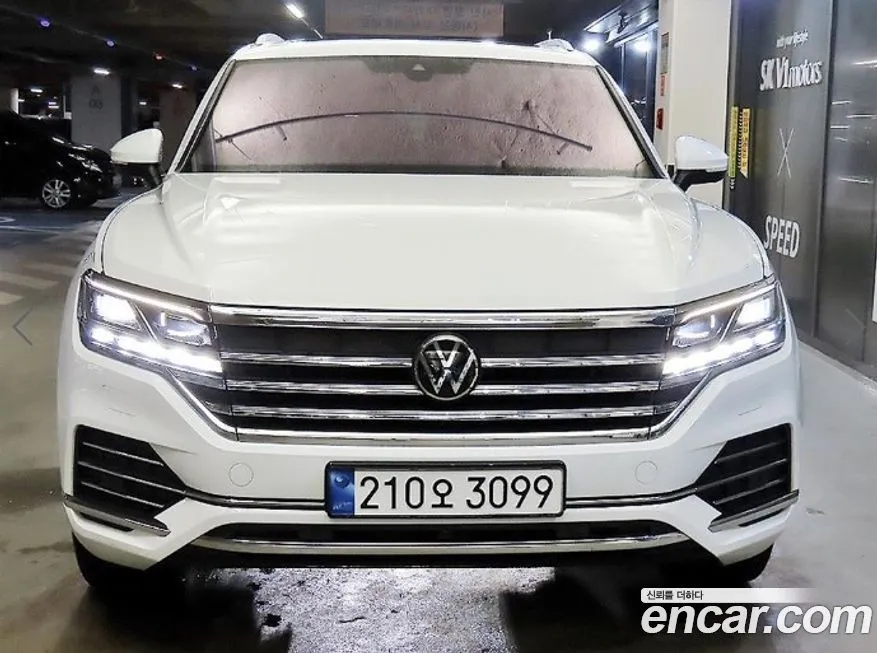 Volkswagen Touareg 2023 из KR, фото 2