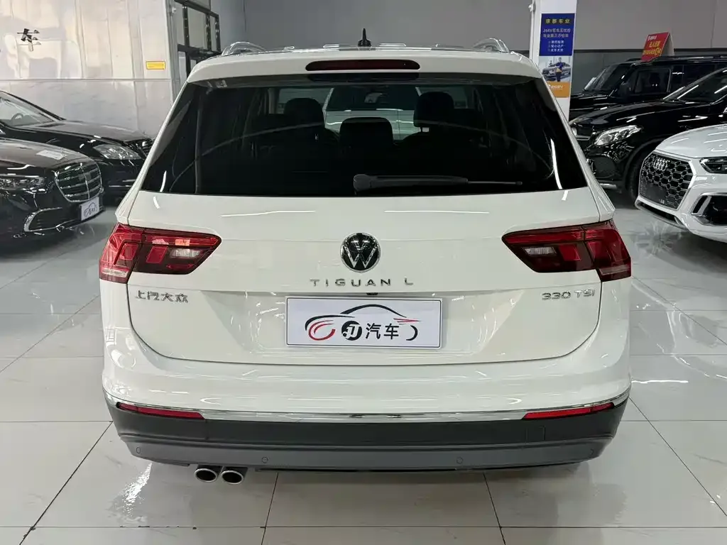 Volkswagen Tiguan L — фото 5