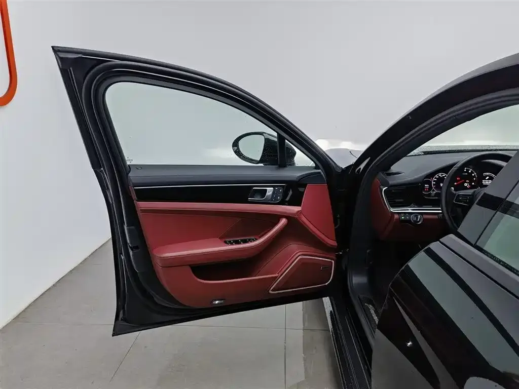 Porsche Panamera 2022 из CN, фото 8