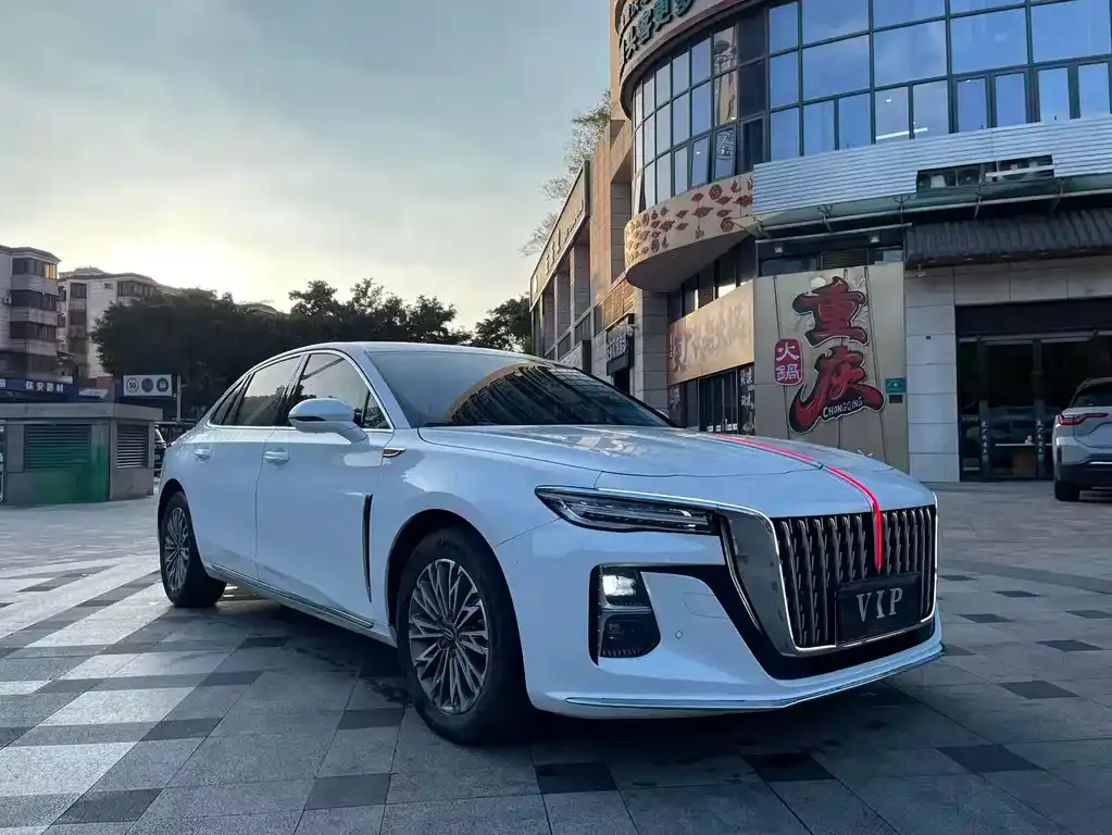 Hongqi H5 — фото 3