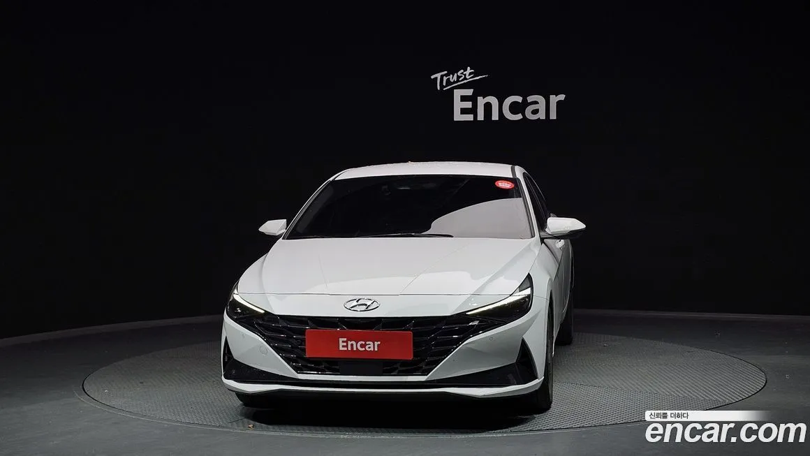Hyundai AVANTE — фото 3