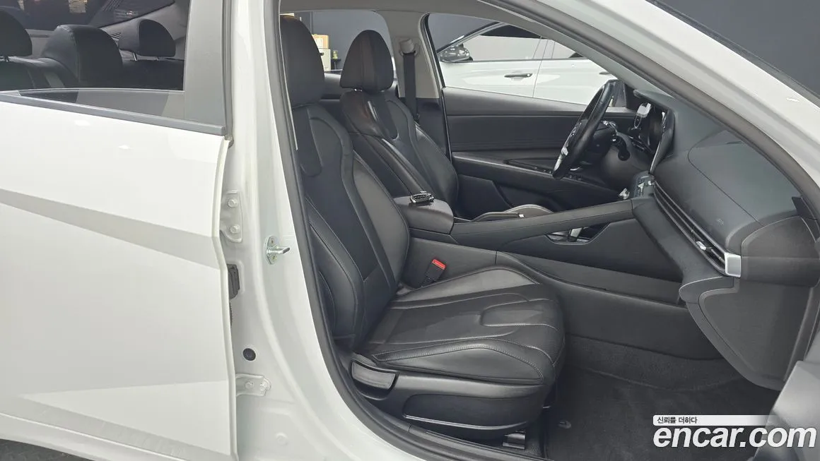 Hyundai AVANTE — фото 10
