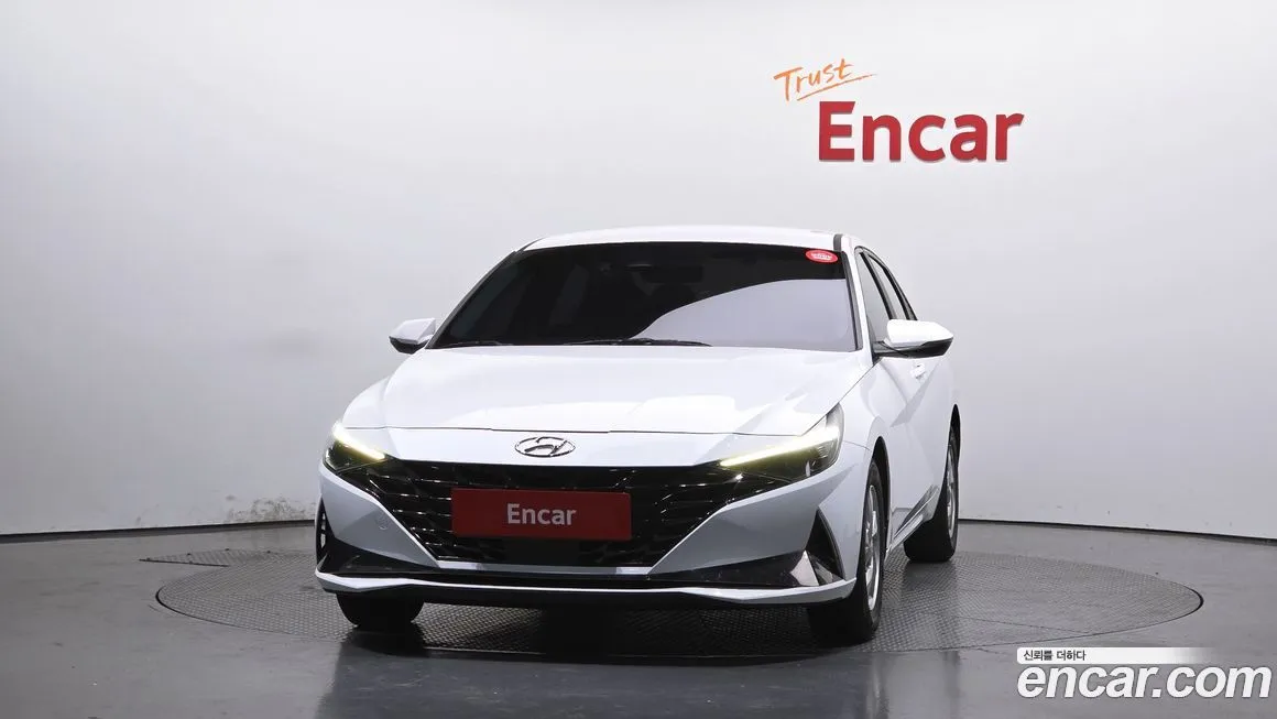Hyundai AVANTE — фото 3