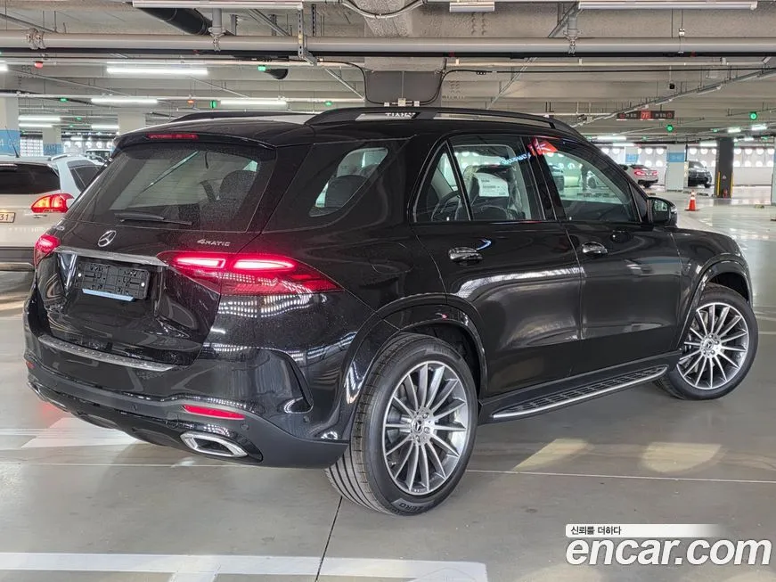 Mercedes-Benz GLE-Class — фото 6