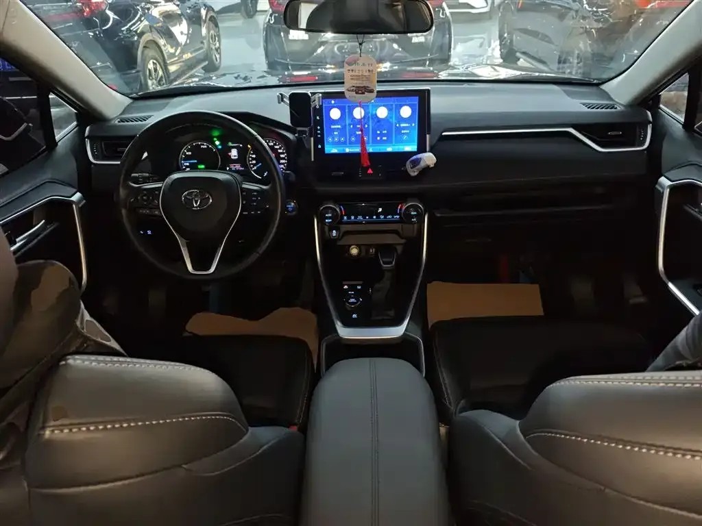 Toyota Wildlander 2022 из CN, фото 10