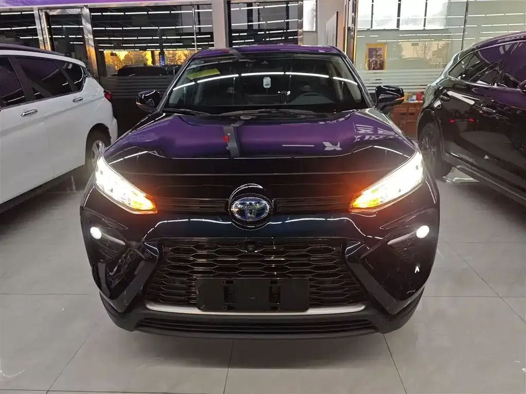 Toyota Wildlander 2022 из CN, фото 3
