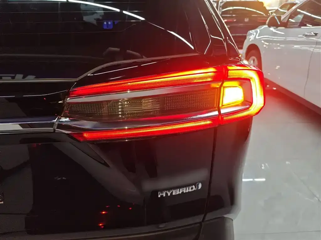 Toyota Wildlander 2022 из CN, фото 8