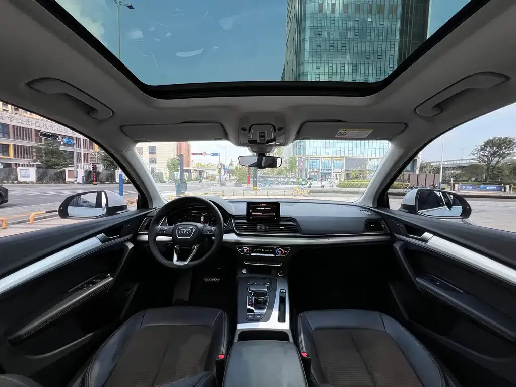 Audi Q5L 2021 из CN, фото 7