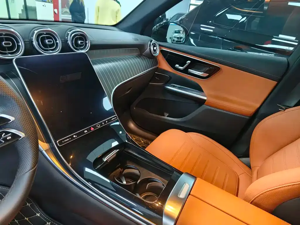 Mercedes-Benz GLC 2023 из CN, фото 9