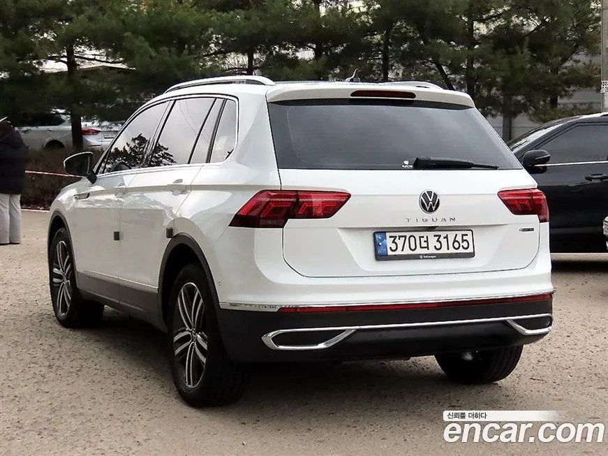 Volkswagen Tiguan — фото 3