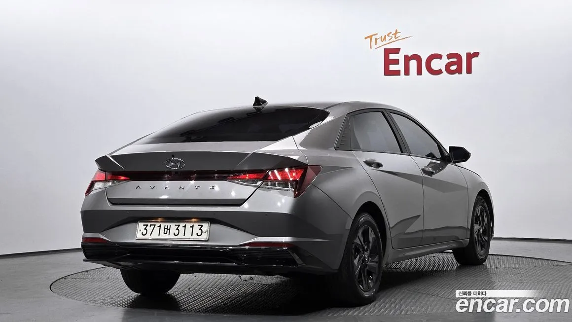 Hyundai AVANTE — фото 2