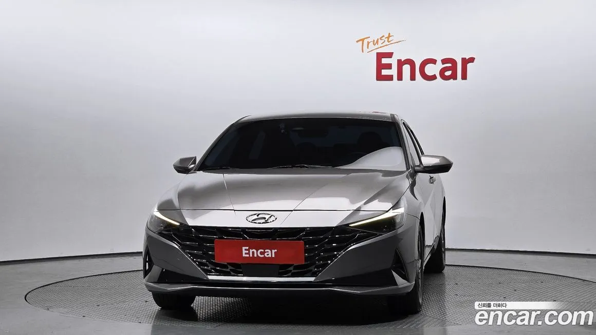 Hyundai AVANTE — фото 3