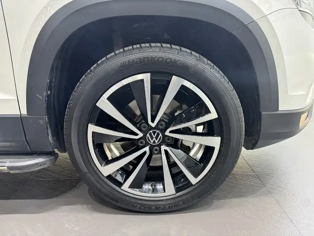 Volkswagen Tharu 2021 из CN, фото 4