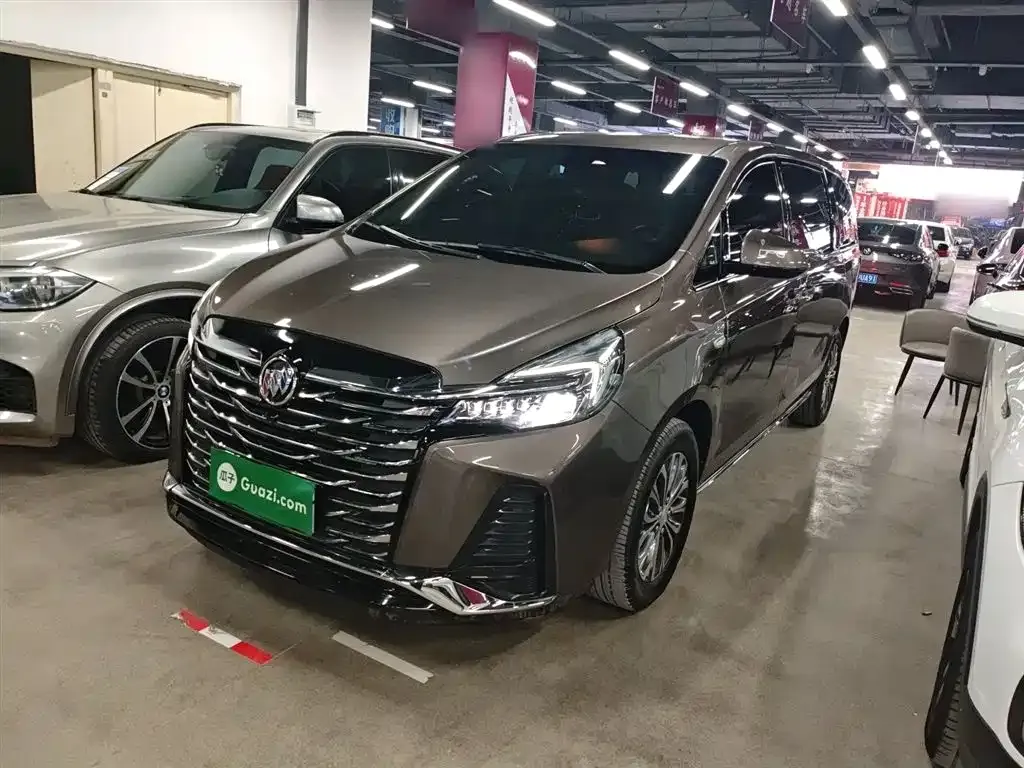 Buick GL8 2023 из CN, фото 1