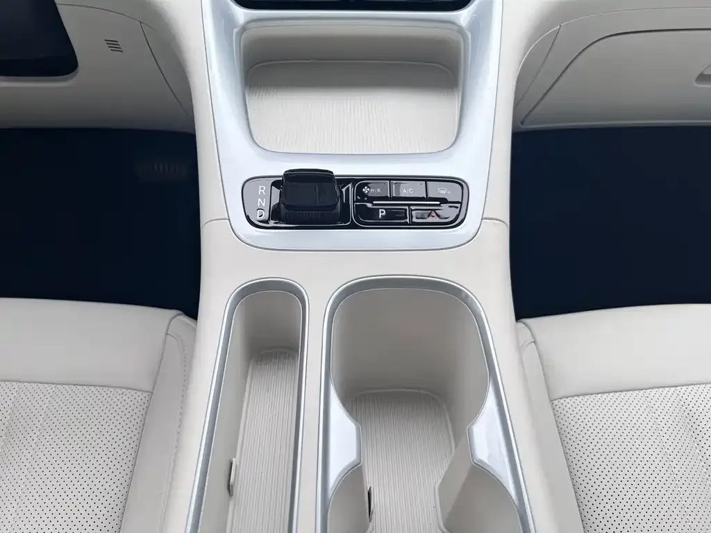 Geely Starburst — фото 10