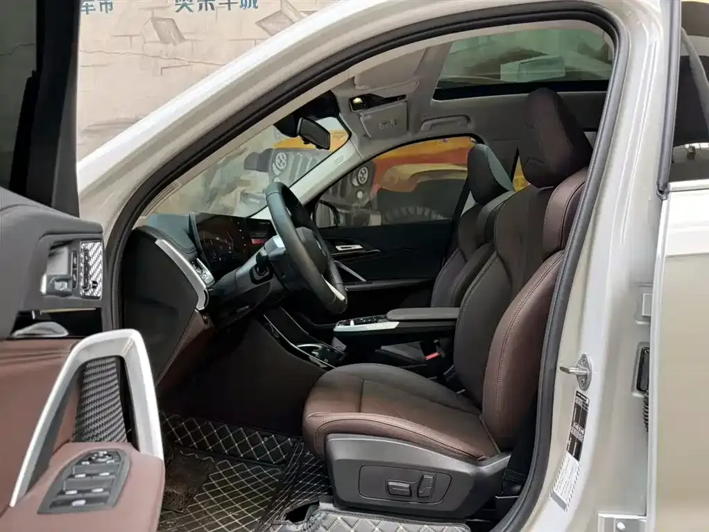 BMW X1 2025 из CN, фото 9