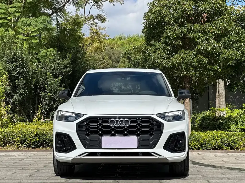 Audi Q5L — фото 2
