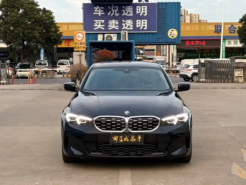 BMW 3 Series 2024 из CN, фото 2