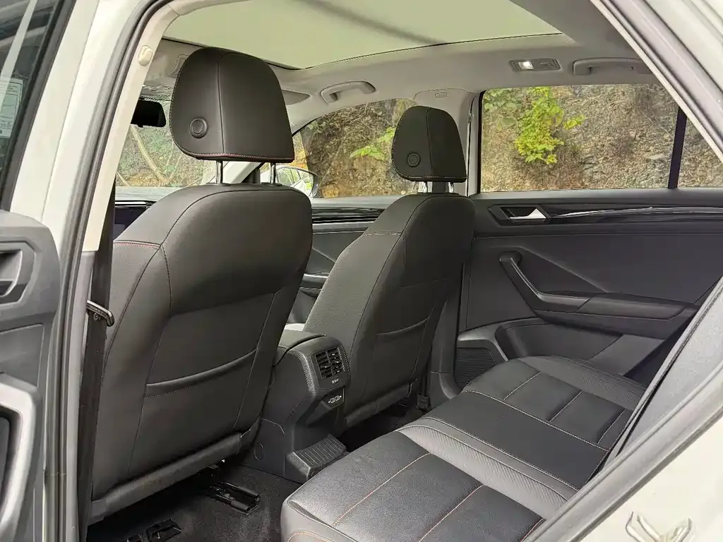 Volkswagen T-Roc 2022 из CN, фото 6