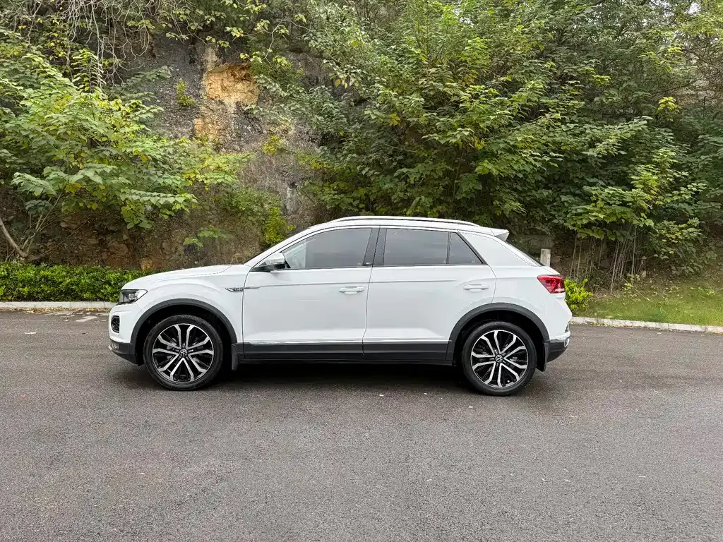 Volkswagen T-Roc 2022 из CN, фото 7