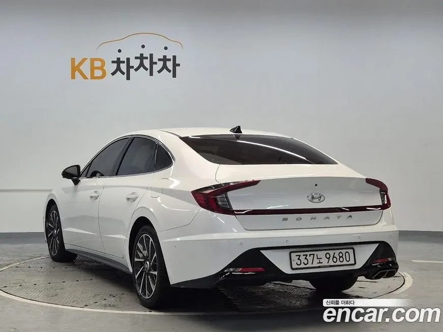 Hyundai Sonata 2022 из KR, фото 2