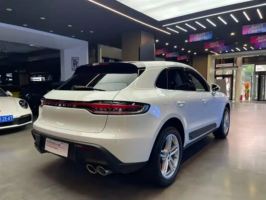 Porsche Macan — фото 7