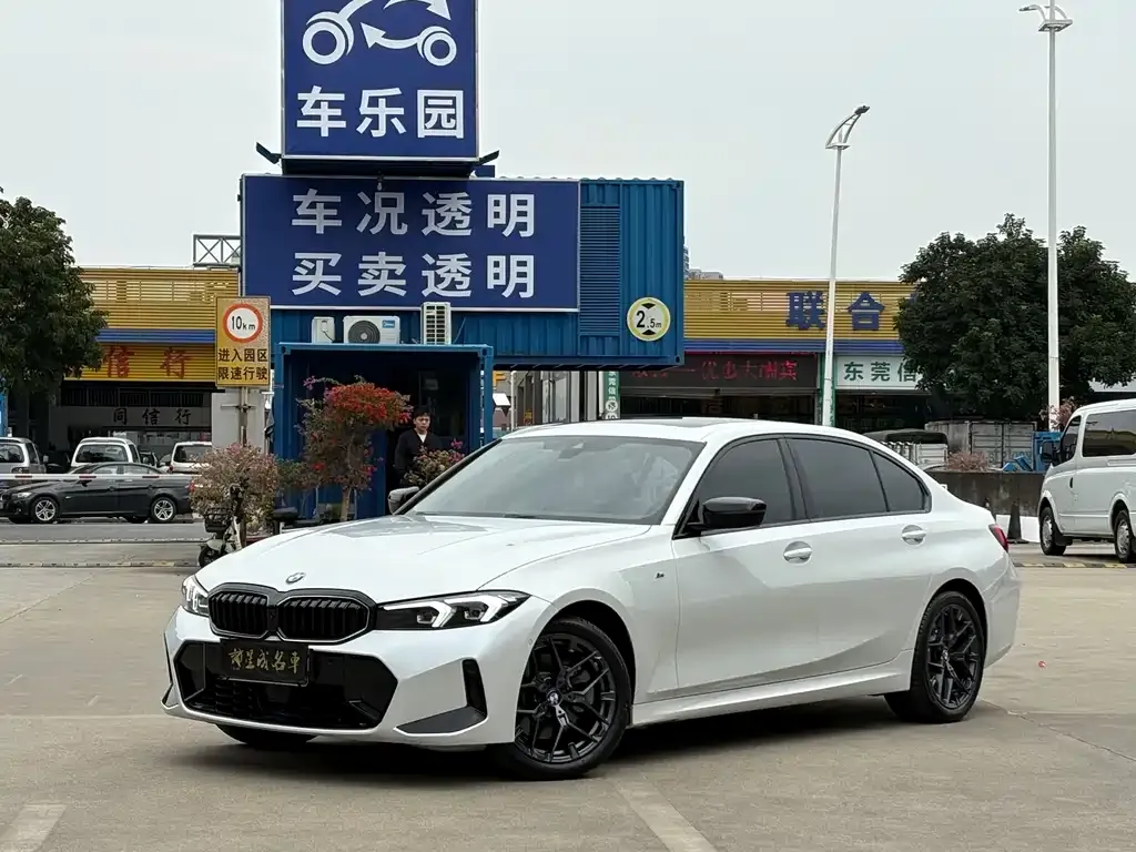 BMW 3 Series 2025 из CN, фото 1
