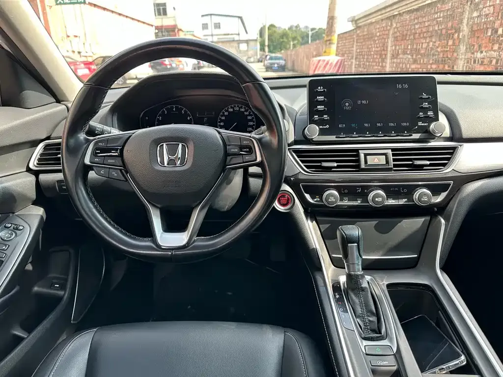 Honda Inspire — фото 7