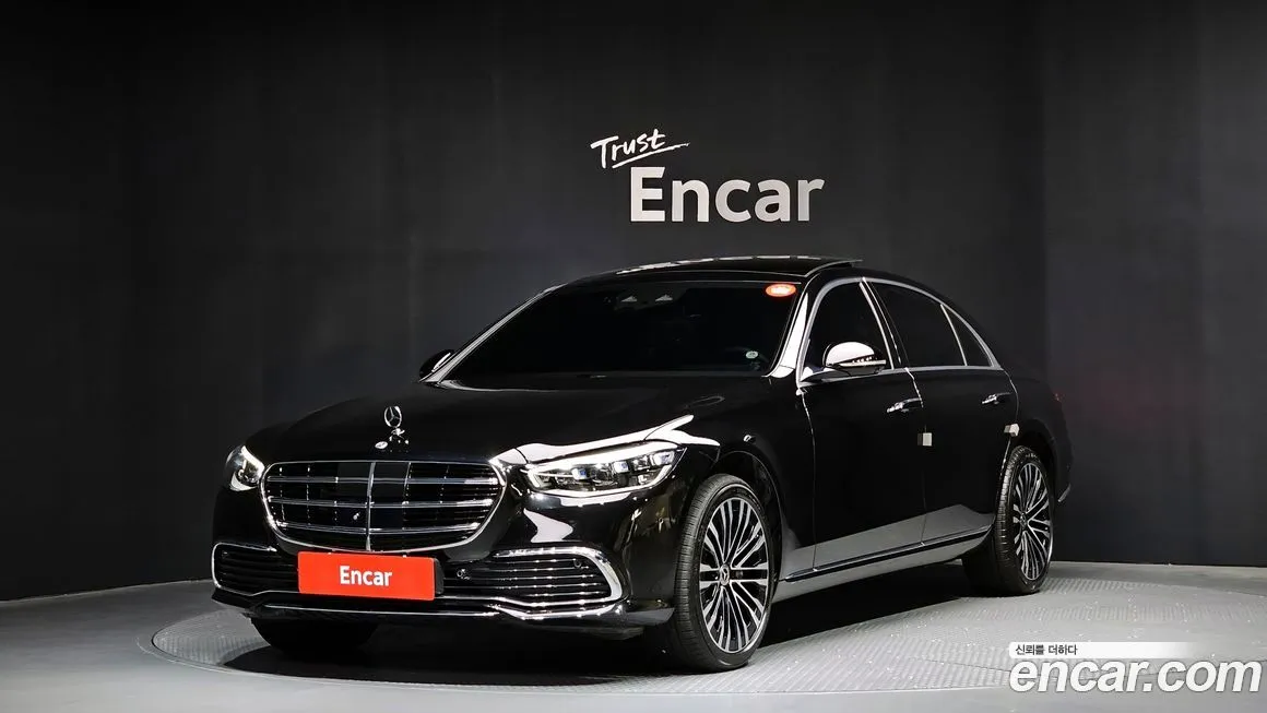 Mercedes-Benz S-Class — фото 1