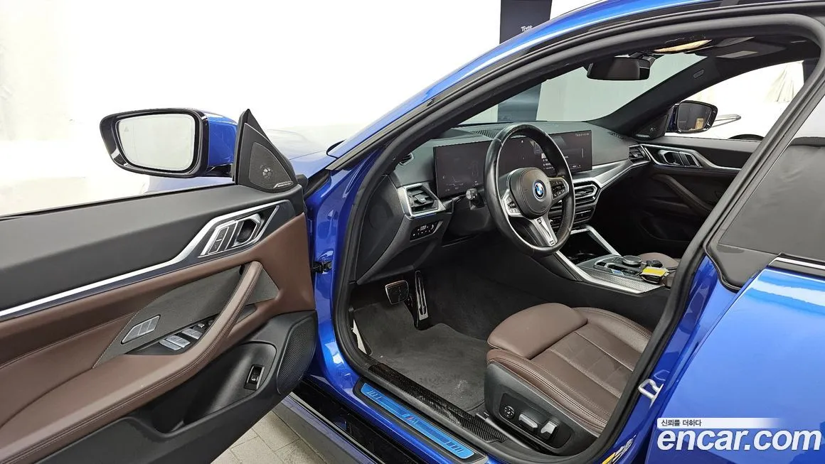 BMW i4 — фото 10