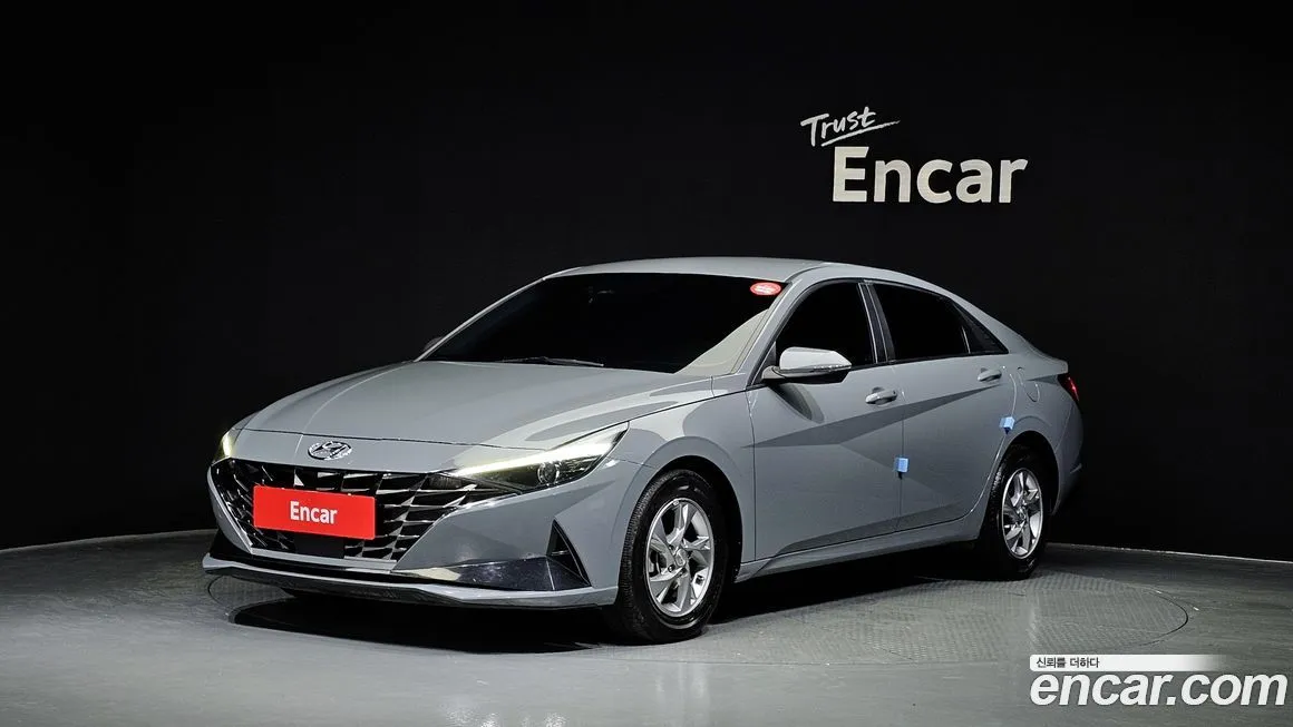 Hyundai AVANTE — фото 1