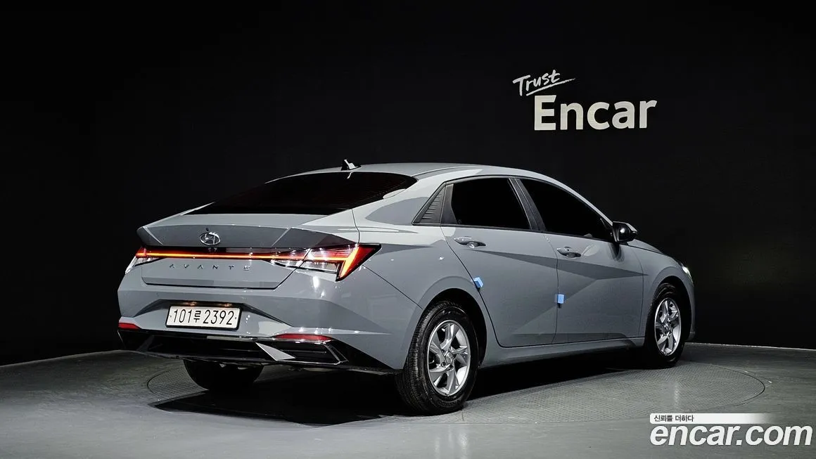 Hyundai AVANTE — фото 2