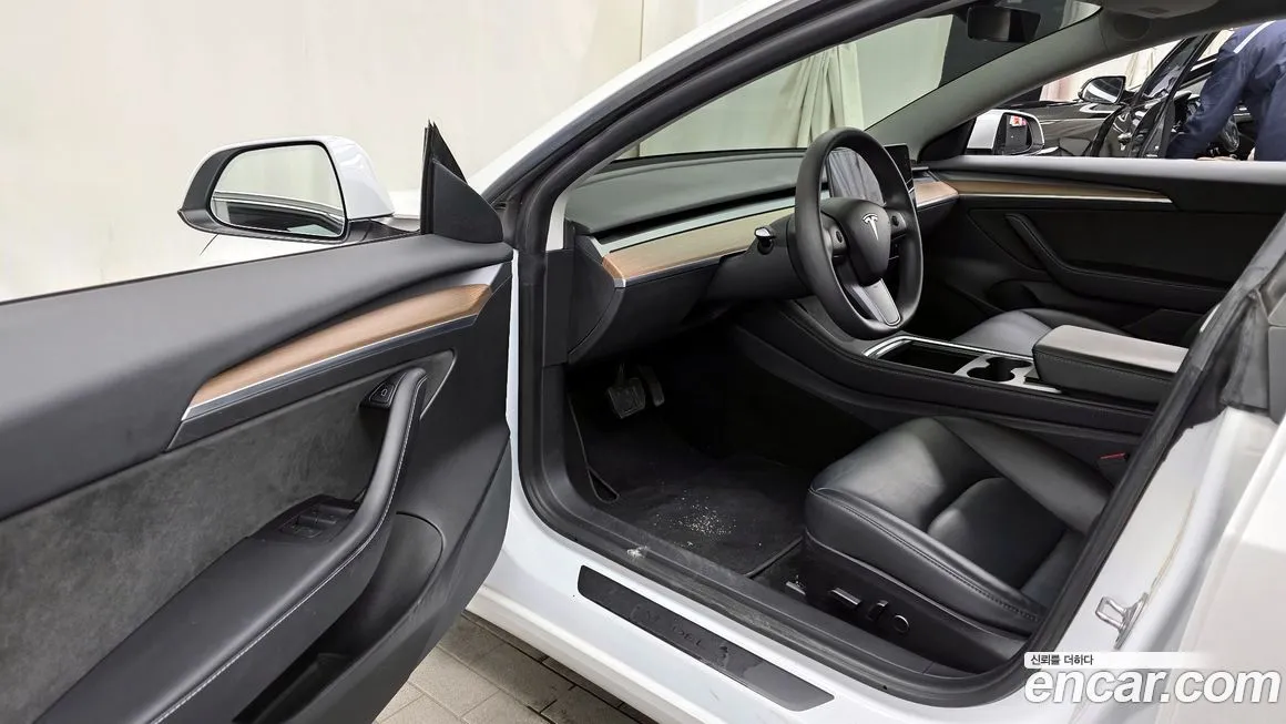 Tesla Model 3 2021 из KR, фото 10