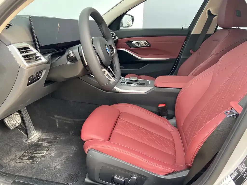 BMW 3 Series 2025 из CN, фото 6