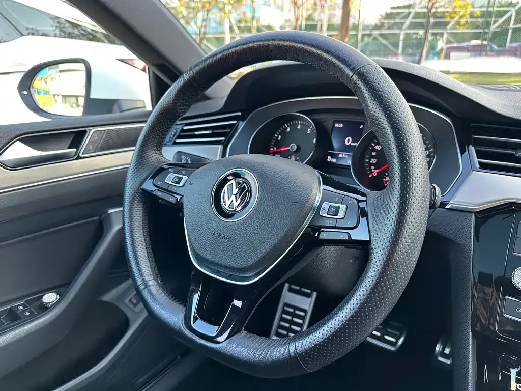 Volkswagen CC — фото 3