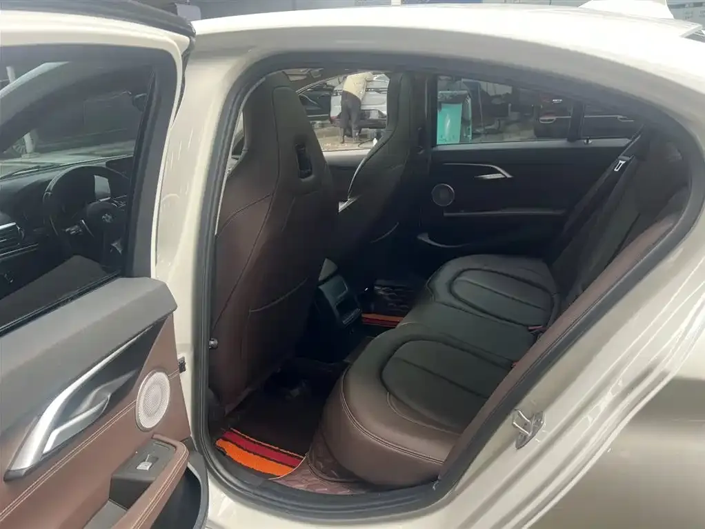 BMW 1 Series 2022 из CN, фото 6