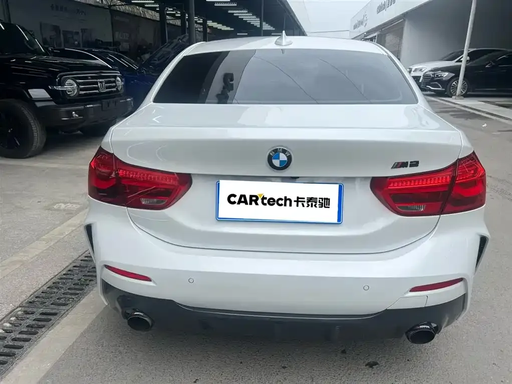 BMW 1 Series 2022 из CN, фото 9